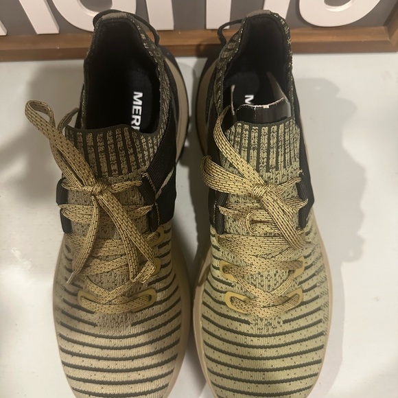 New MERRELL Embark Moc Sneaker SZ 7 Mens in OLIVE. No box - Picture 6 of 8